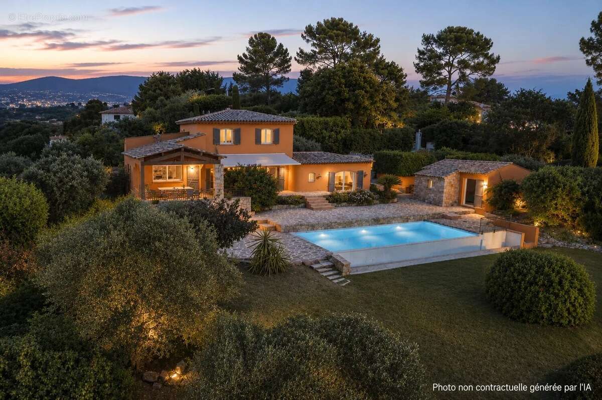 Maison à VALBONNE