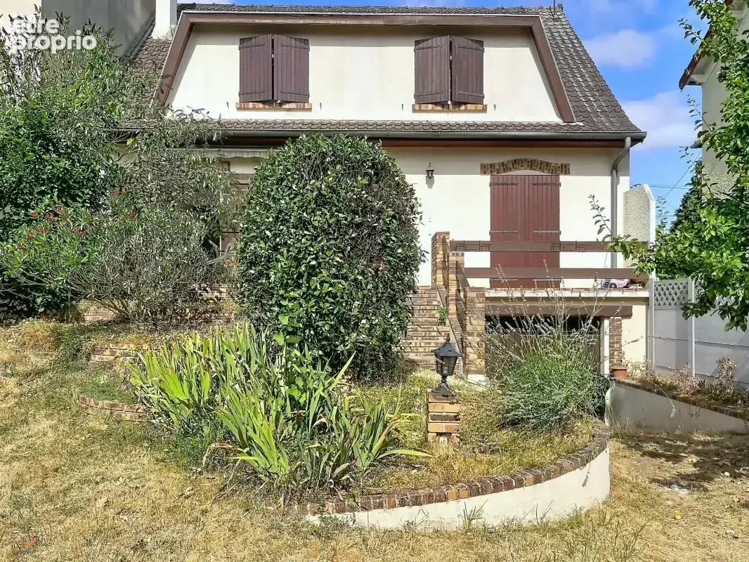 Maison à LES PAVILLONS-SOUS-BOIS