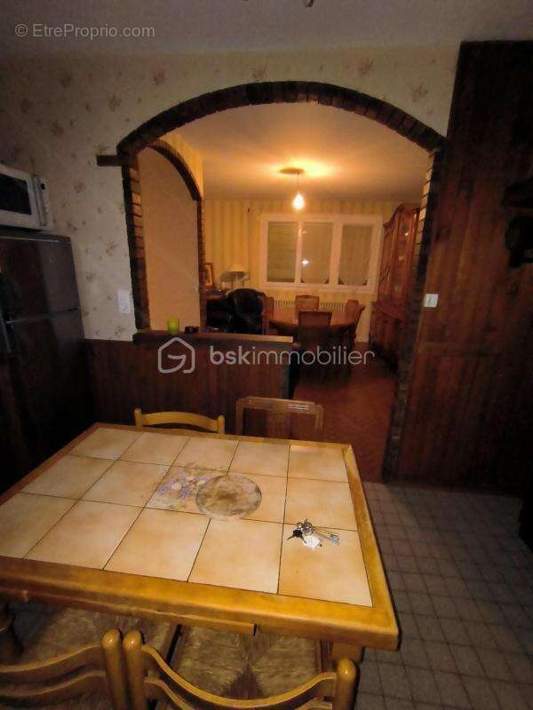 Maison à PONT-SUR-YONNE