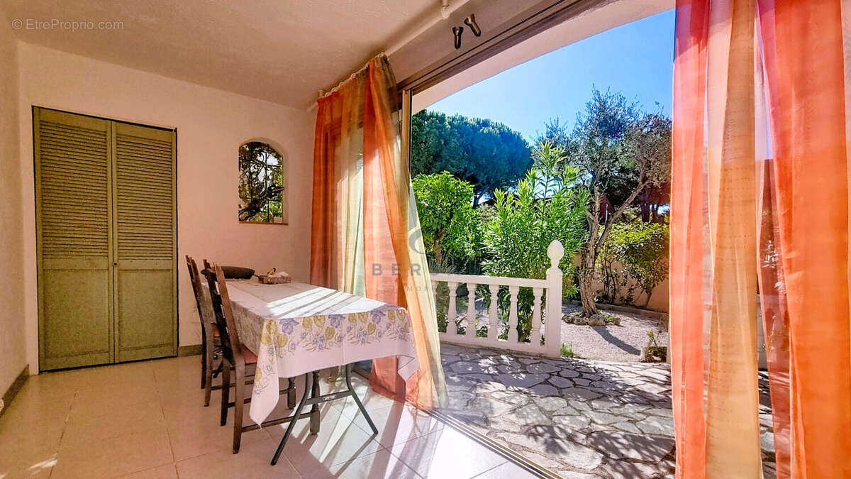 Maison à FREJUS