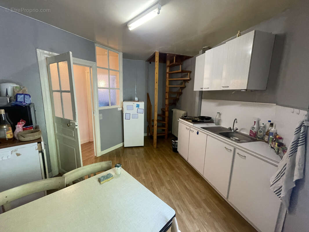 Appartement à ROCHEFORT-MONTAGNE