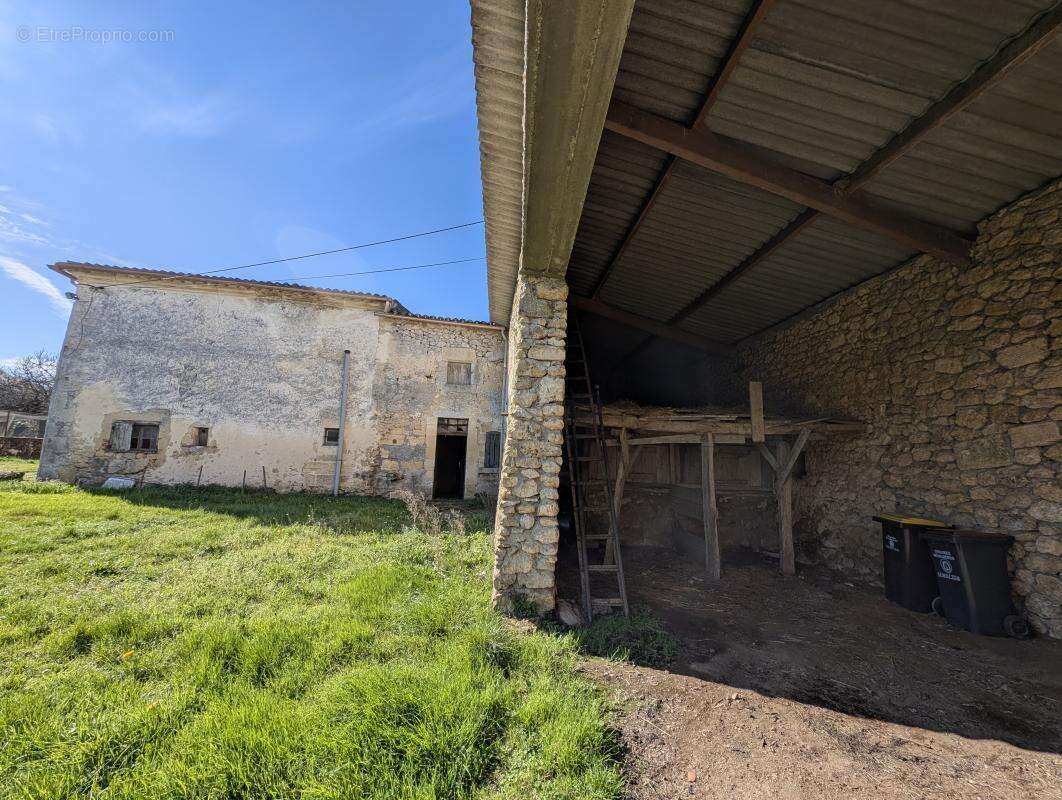 Appartement à LA SAUVE