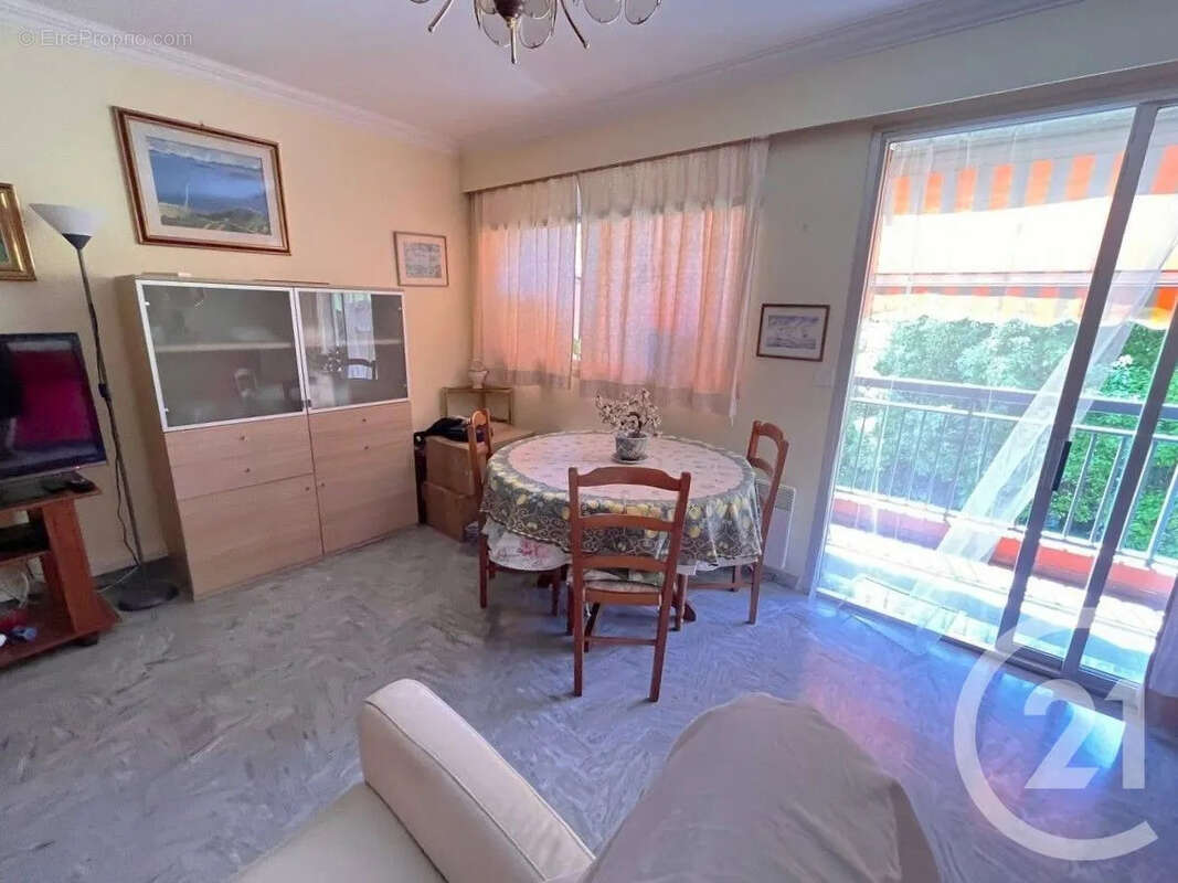 Appartement à MENTON