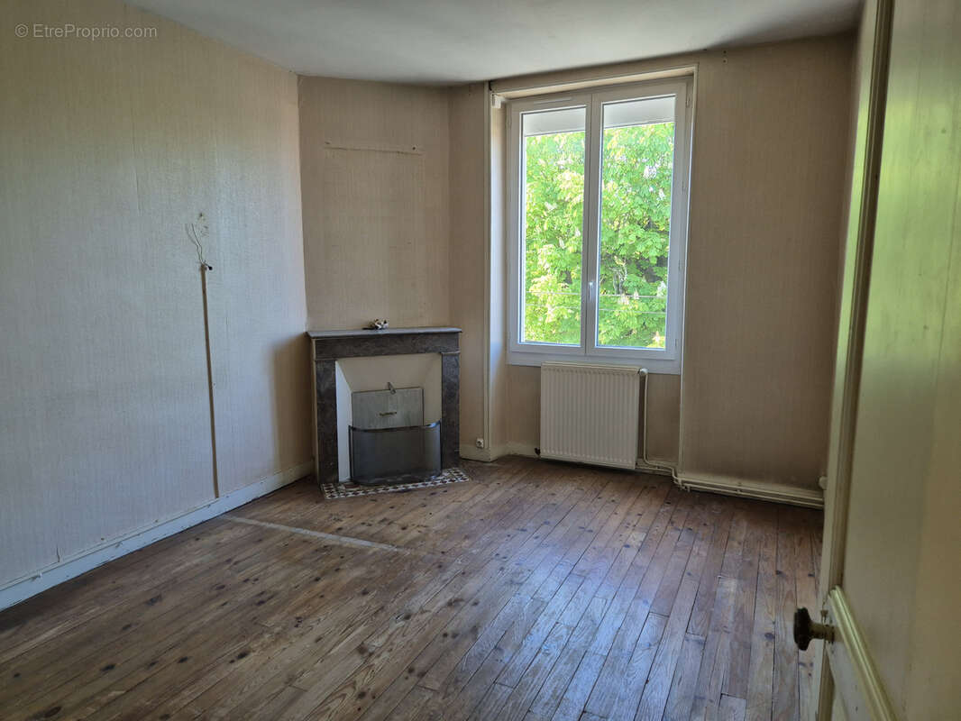Maison à RAZAC-SUR-L'ISLE