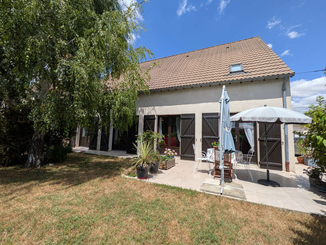 Maison à SENS