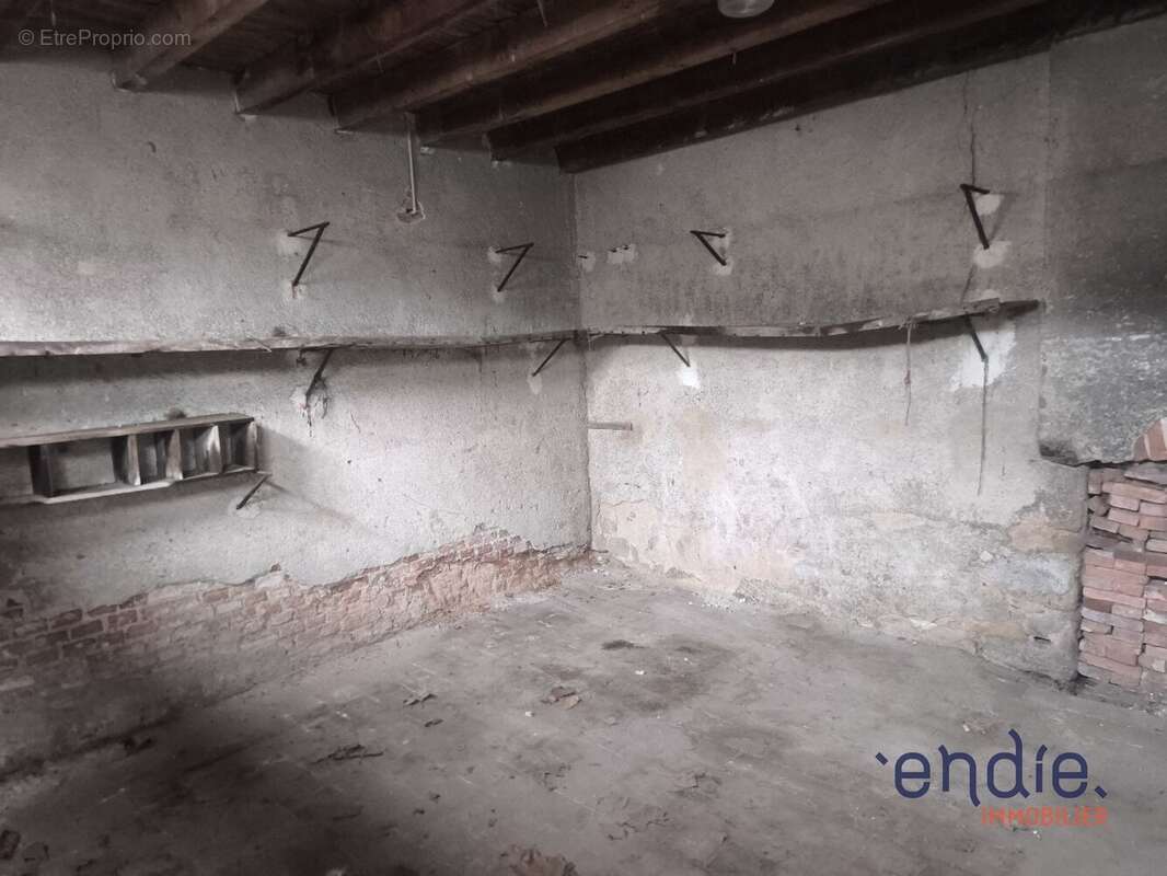 Maison à COSNE-D'ALLIER