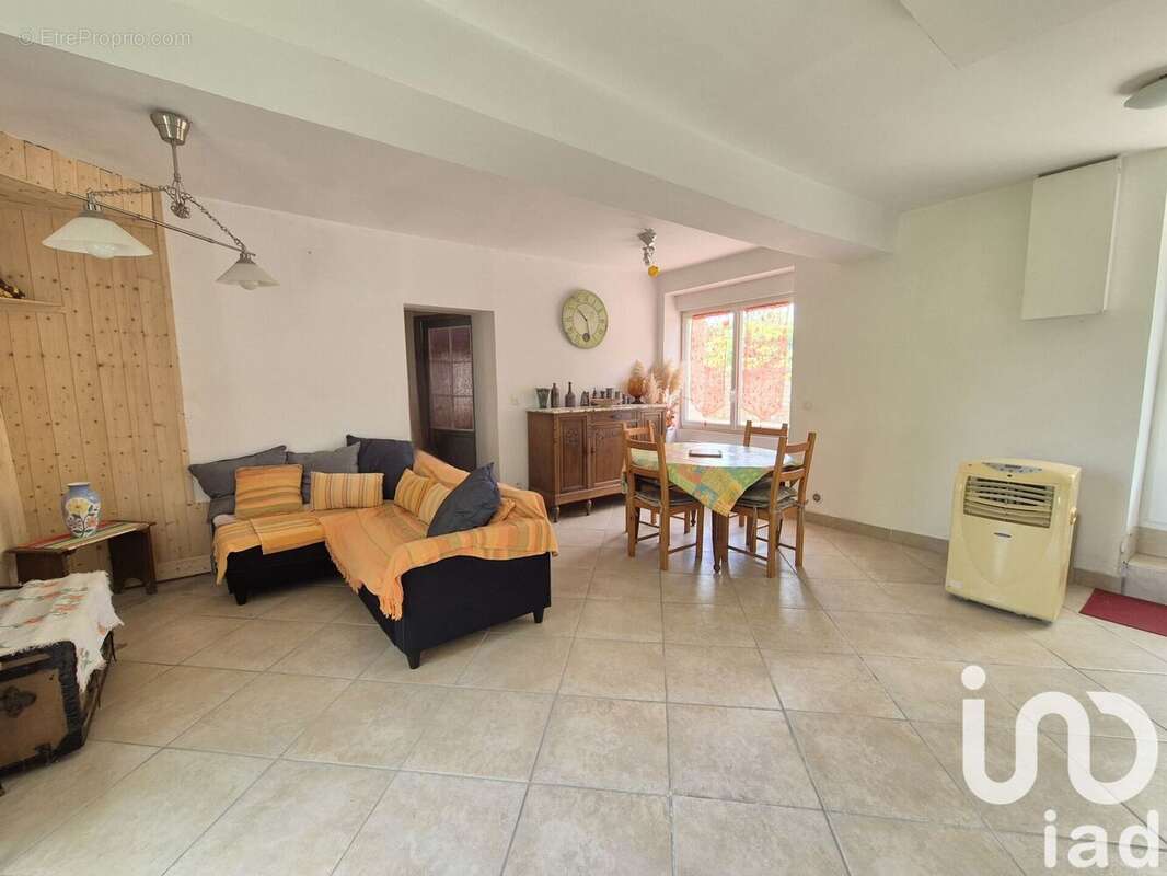 Photo 8 - Maison à LUCY-SUR-YONNE