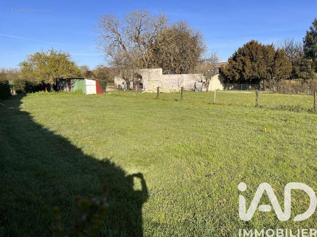 Photo 3 - Terrain à SAUZE-VAUSSAIS