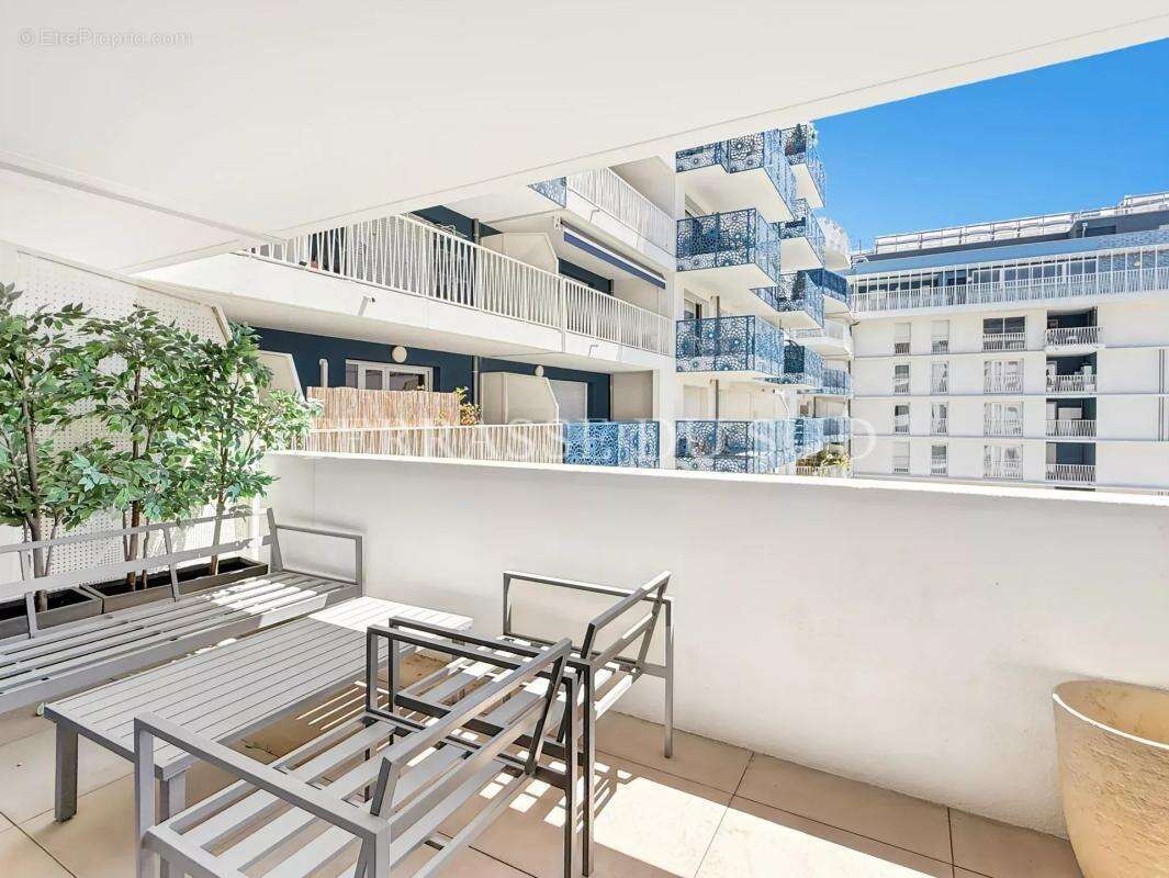 Appartement à MARSEILLE-8E