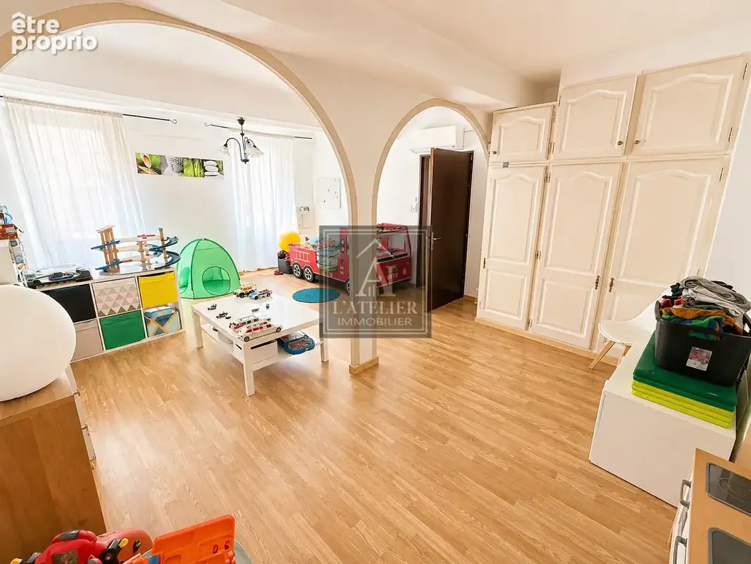 Maison de village de 142 m2 avec de nombreuses chambres, cave et grenier - photo 6