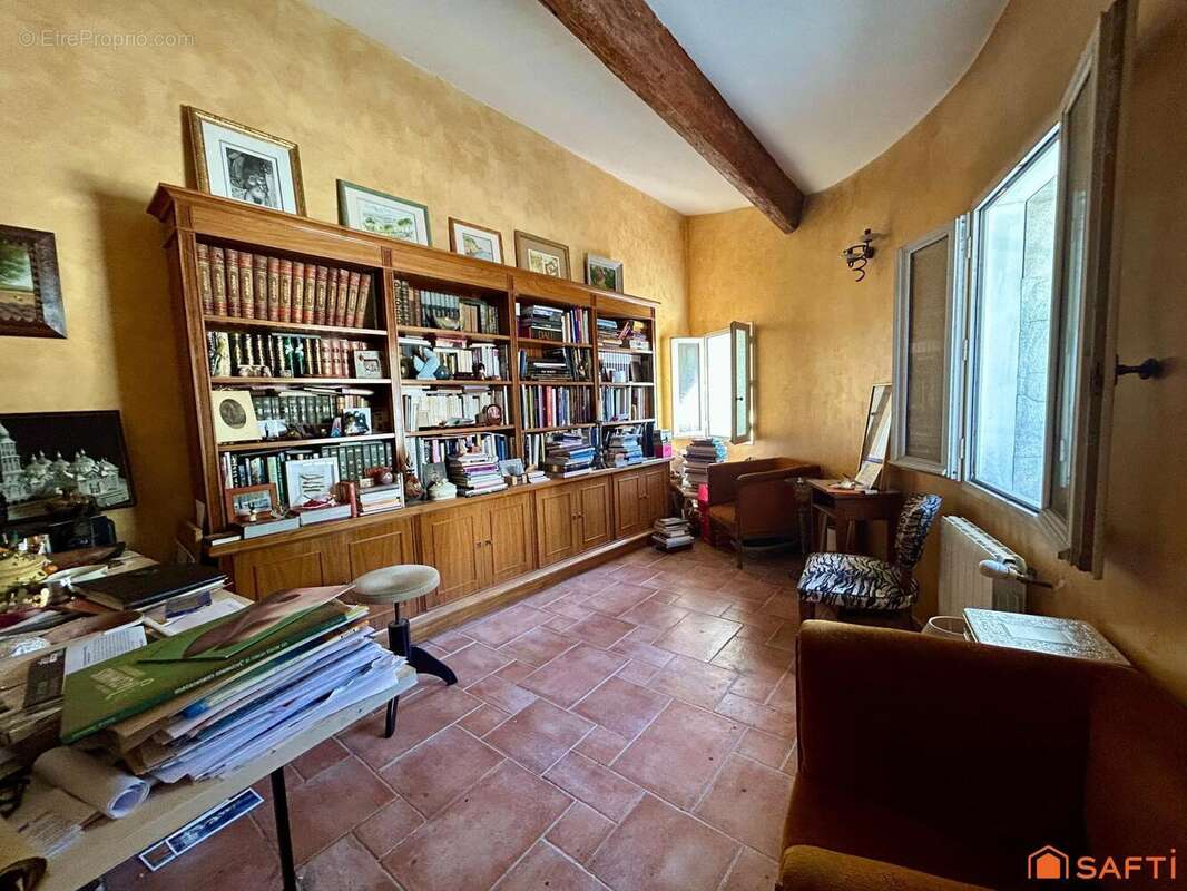 Maison 186 m² à Castelnau-Le-Lez  - photo 5
