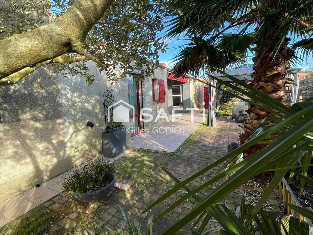 Photo 1 - Maison à BOUAYE