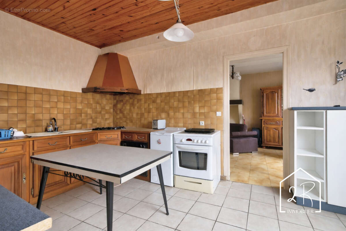 Maison à TERNAY