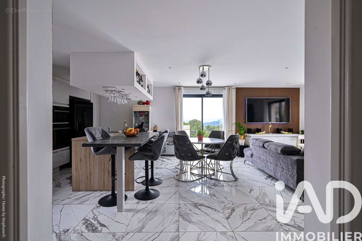 Photo 4 - Maison à PLAN-D'AUPS-SAINTE-BAUME