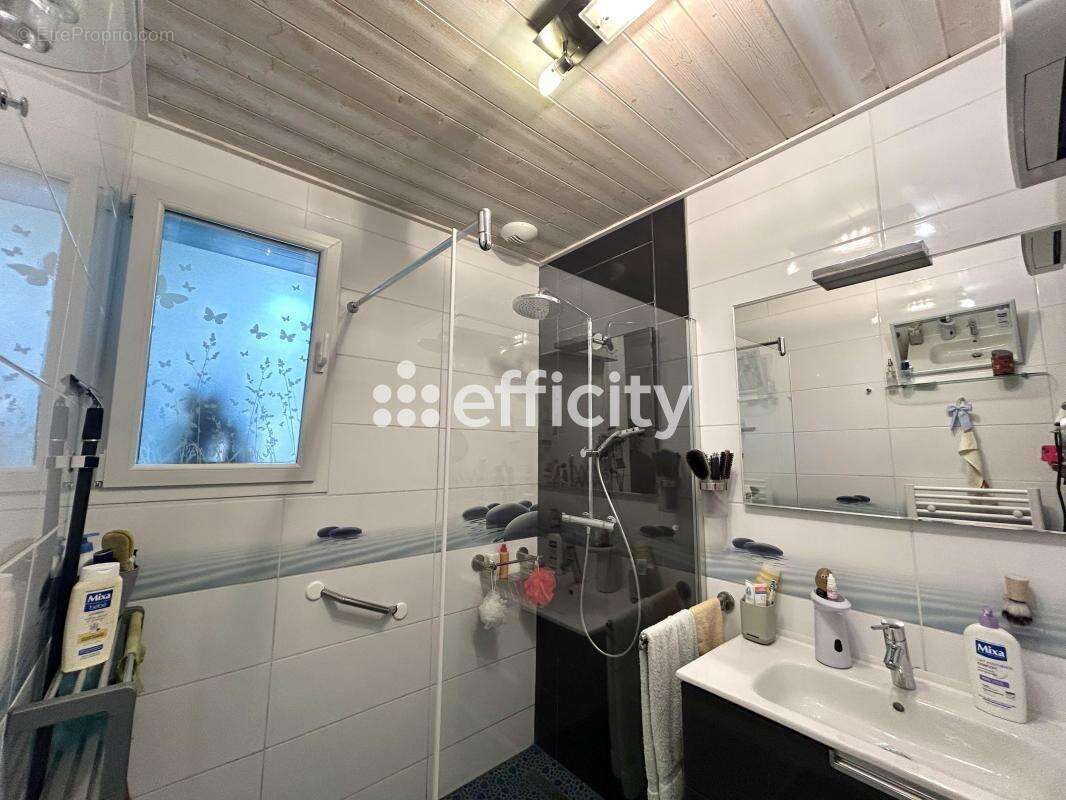 Maison à BEAUVOIR-SUR-MER