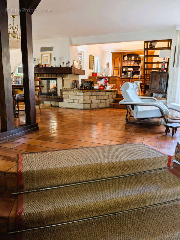 Maison à SAINT-MARTIN-DE-LONDRES