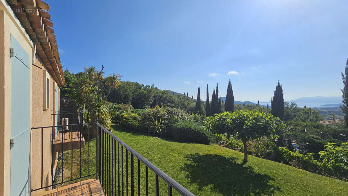 Maison à LA CADIERE-D'AZUR