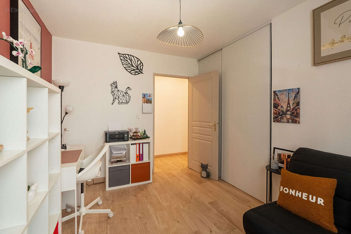CARCASSONNE - QUARTIER DU PALAIS Appartement T3 60,80m² avec balcon, parking couvert privatif et cave - photo 17