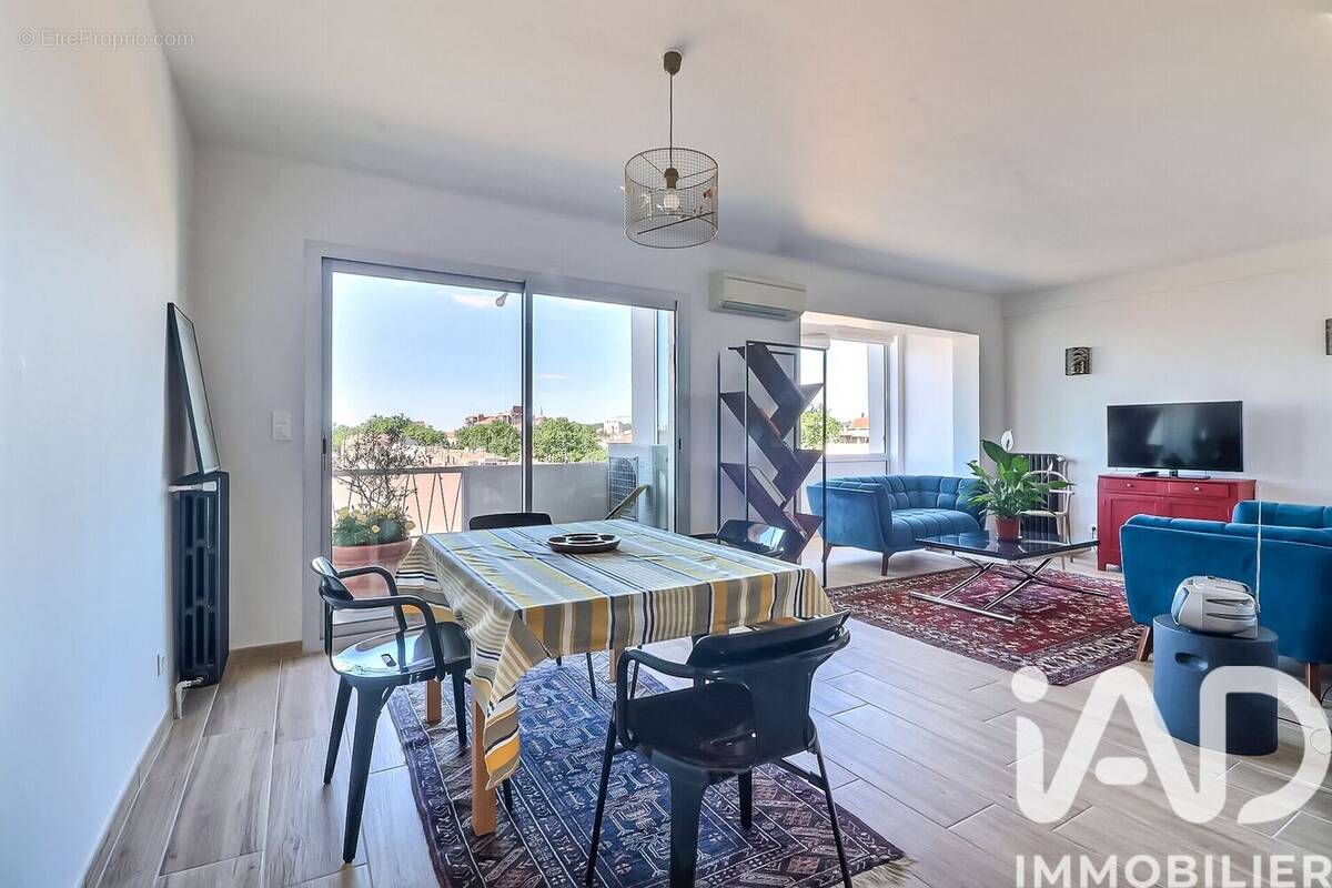 Photo 1 - Appartement à NIMES