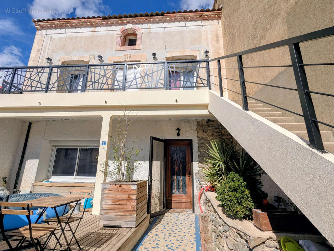Maison à PARAZA