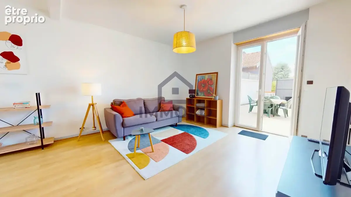 Appartement F4 avec somptueuse terrasse, 3 chambres, cheminée, garage - photo 2