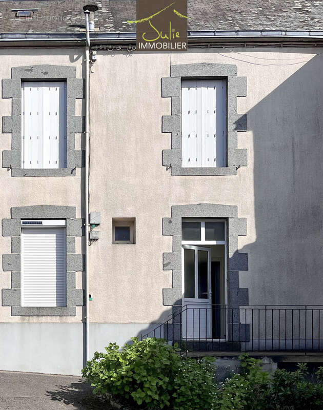 Maison à BRESSUIRE