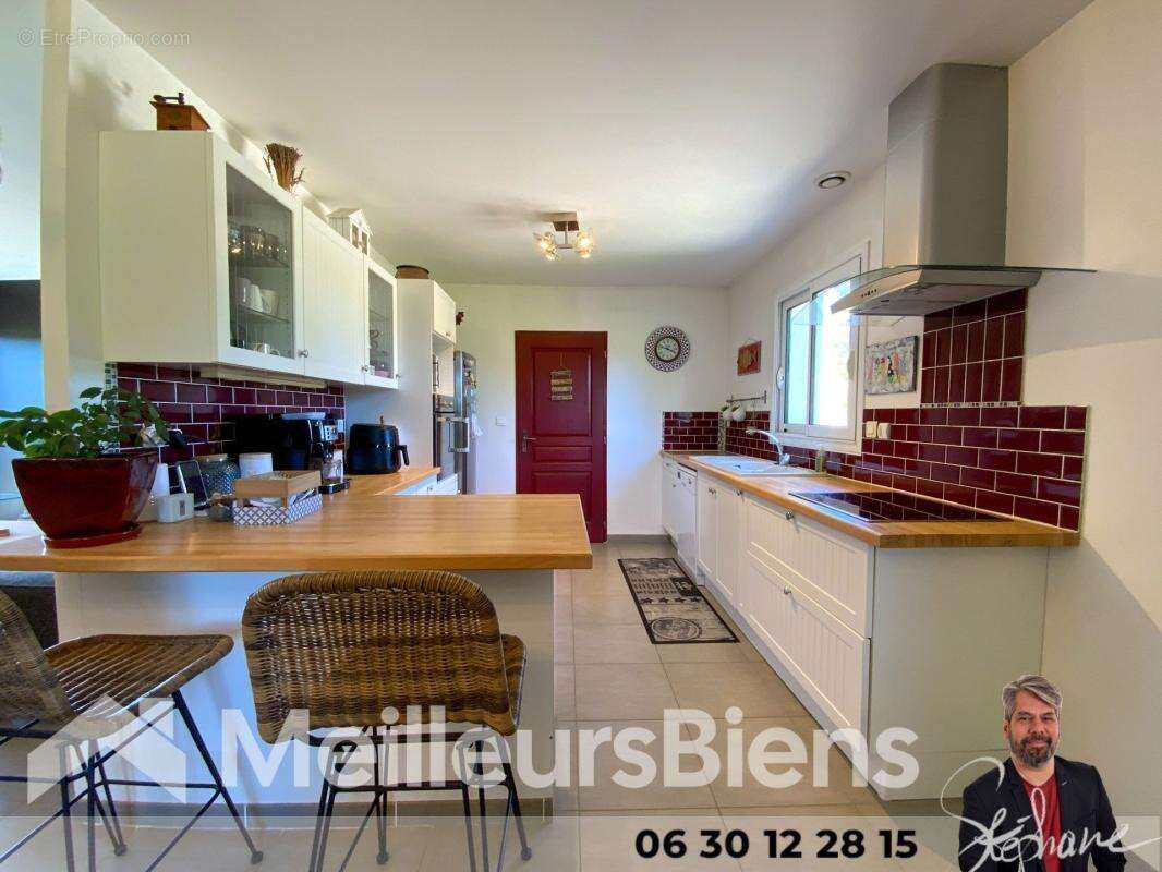 Ozillac 17500 maison 4 chambres avec garage et terrain - photo 5