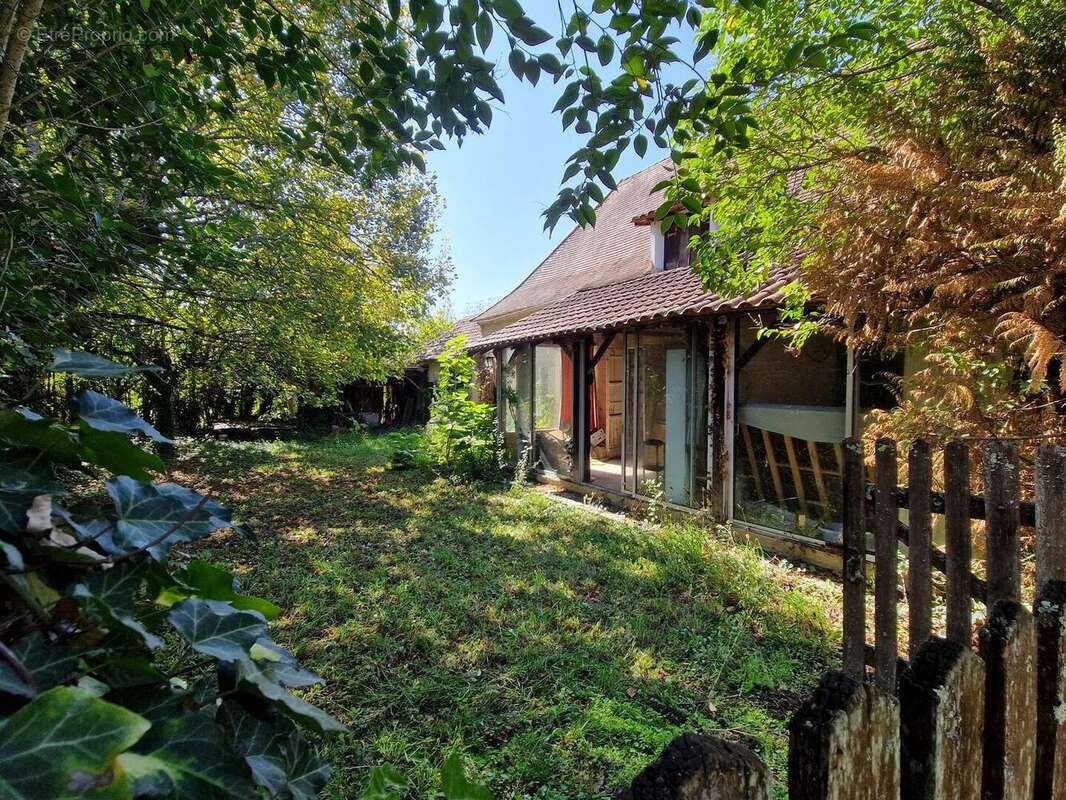 20250918153317 - Maison à LE BUGUE