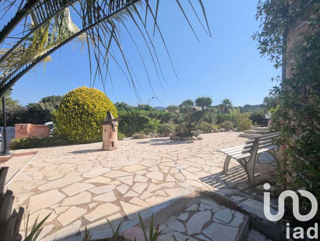 Photo 5 - Maison à FREJUS