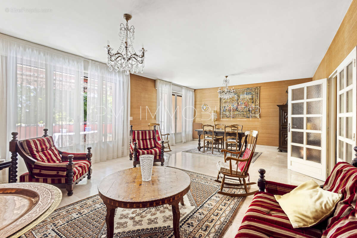 Appartement à AIX-EN-PROVENCE