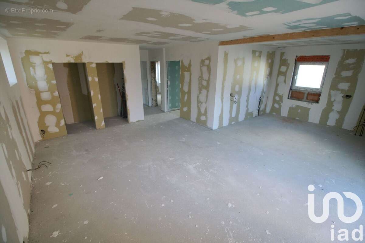 Maison 240 m² à Colmar  - photo 4
