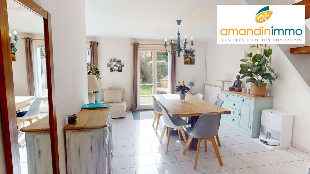 Maison à VERT-SAINT-DENIS