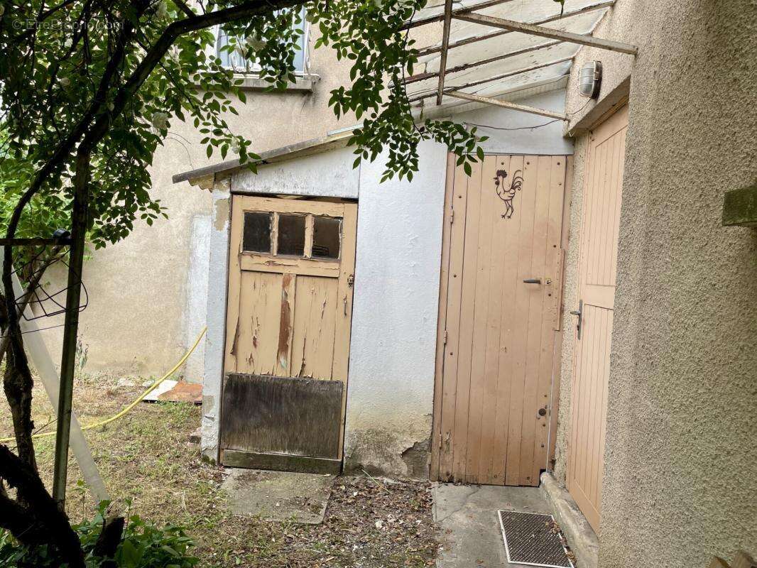 Jolie maison à rénover près de l'école Otzar Hatorah - photo 9