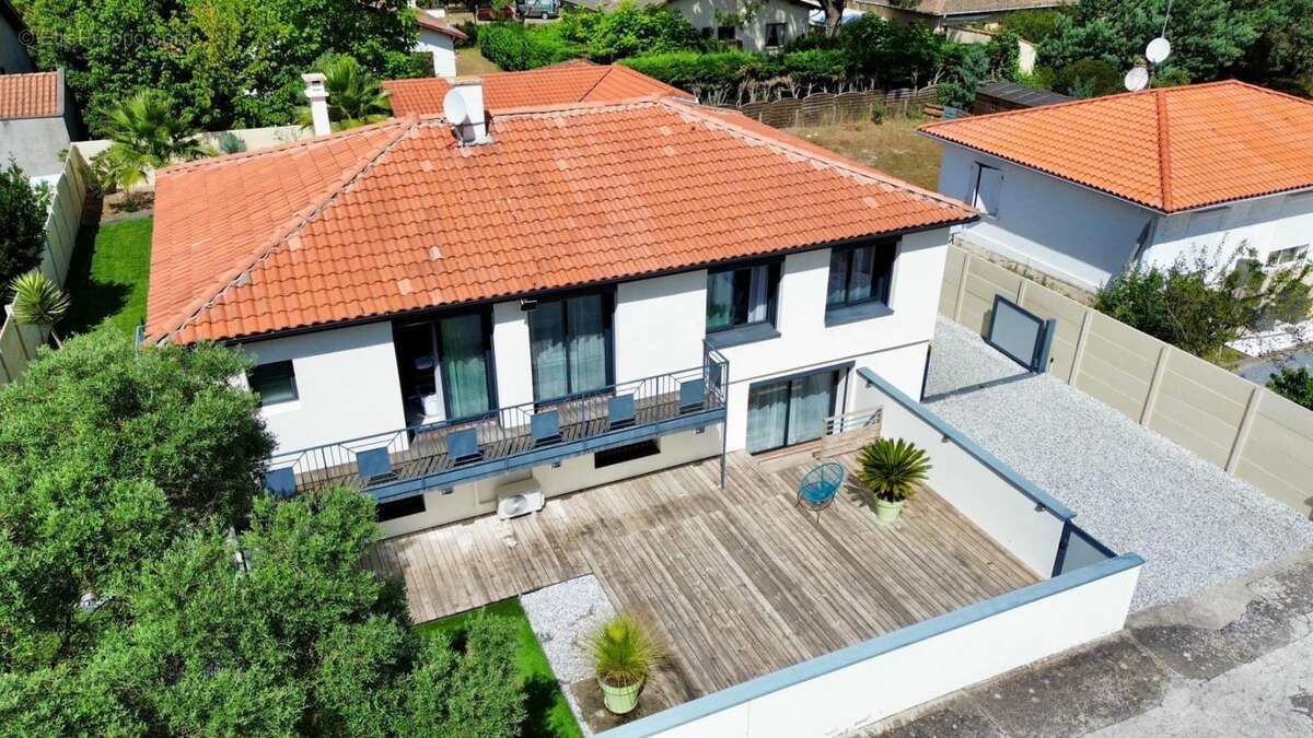 Maison à BISCARROSSE
