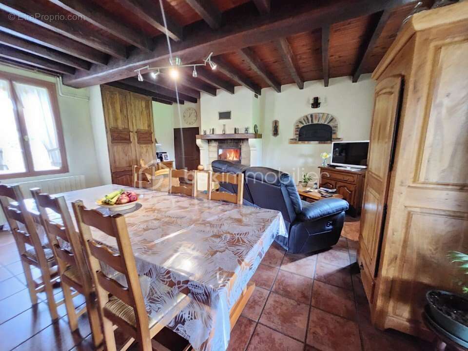 Maison à SAINT-LEGER-LE-PETIT