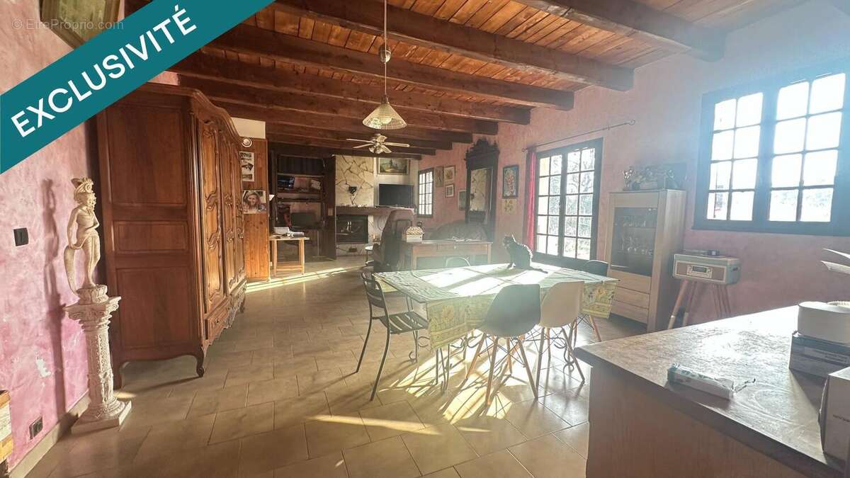 Photo 8 - Maison à SAINT-VICTORET