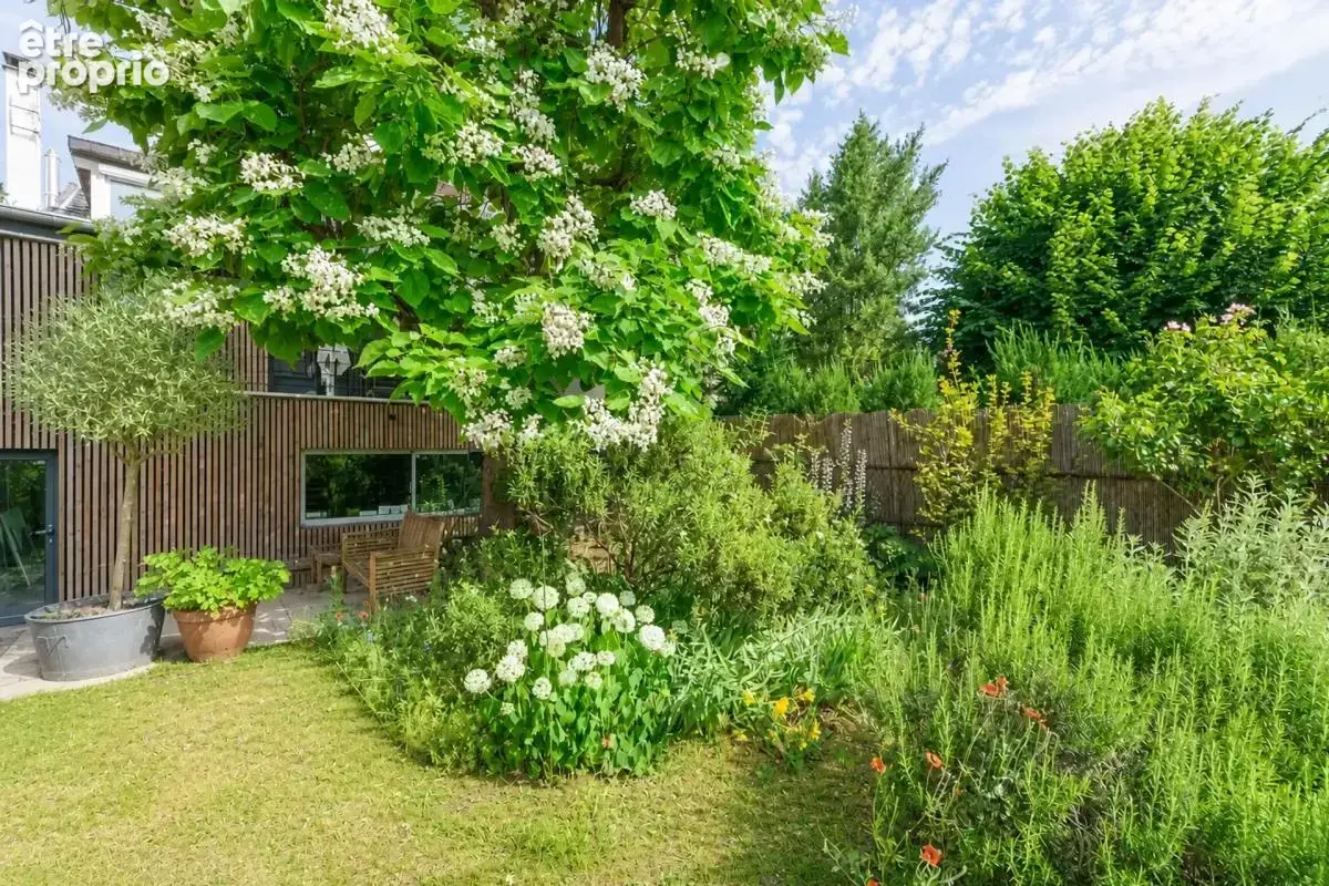 Maison de 234m² au sol à Nanterre Ville - photo 6