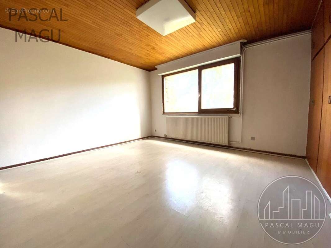Maison 228 m² à Vandoeuvre-Les-Nancy  - photo 4