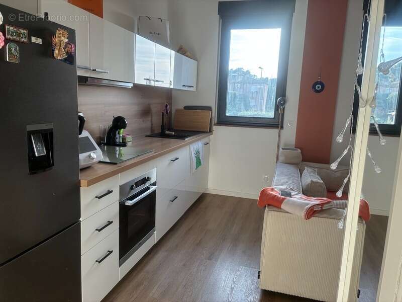 Appartement à vendre 2 pièces LA PENNE SUR HUVEAUNE (13) - photo 3