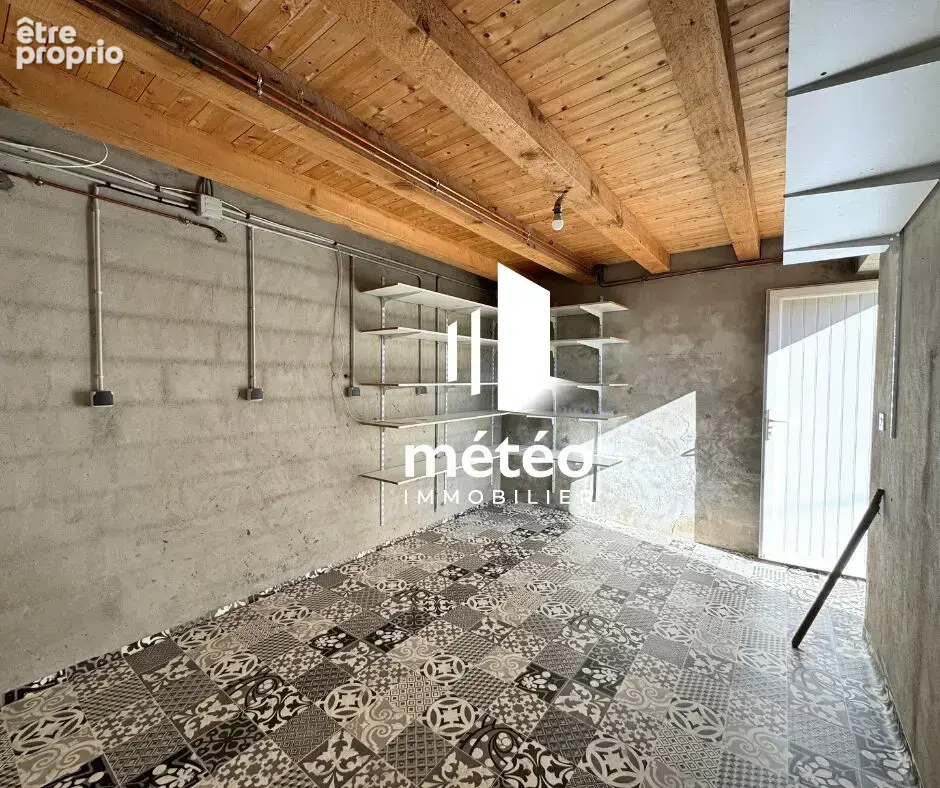 Maison en pierre  de 172m² - Péault - photo 14