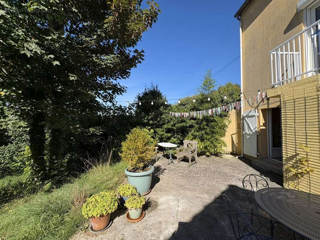 Maison à CHAMPAGNE-SUR-SEINE