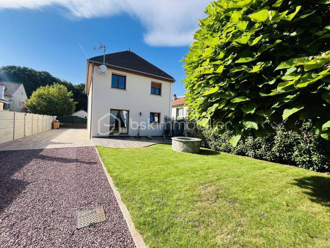 Maison à CLICHY-SOUS-BOIS