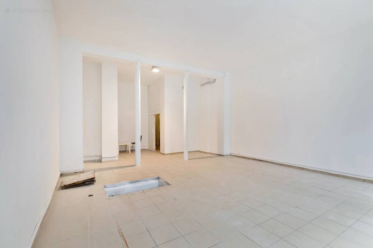 Appartement à PARIS-8E