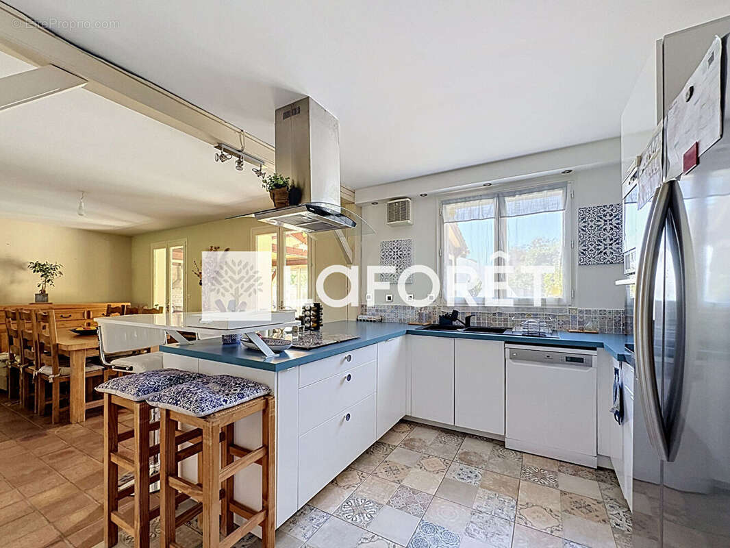 Maison Réau 6 pièces 170 m2 - photo 4