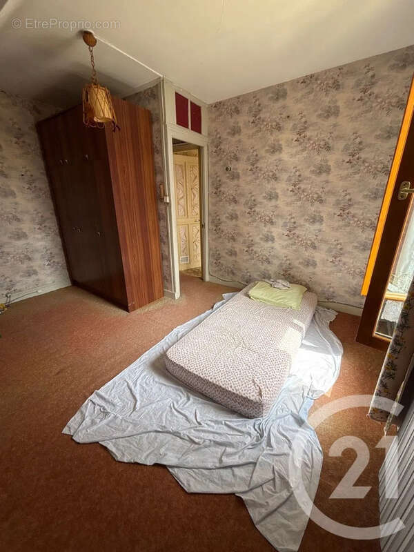 Maison 82 m² à Saint-Quentin  - photo 11