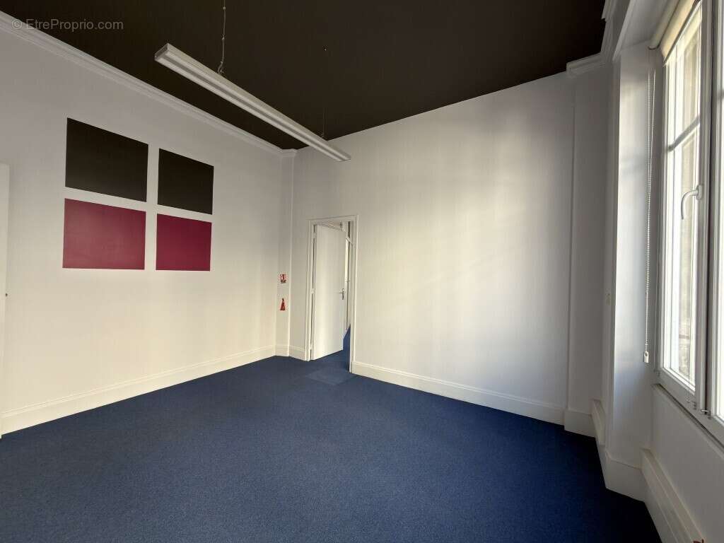 Appartement 62 m² à Vichy  - photo 3
