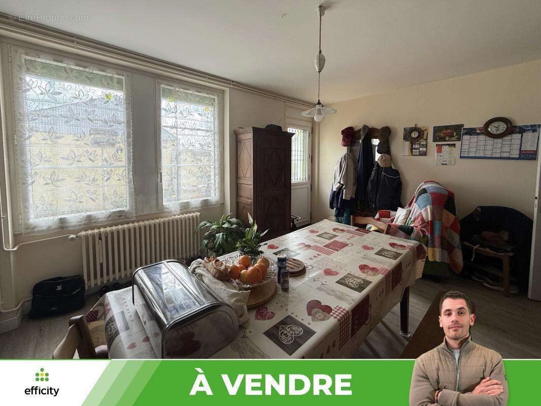 Maison à CIVRAY