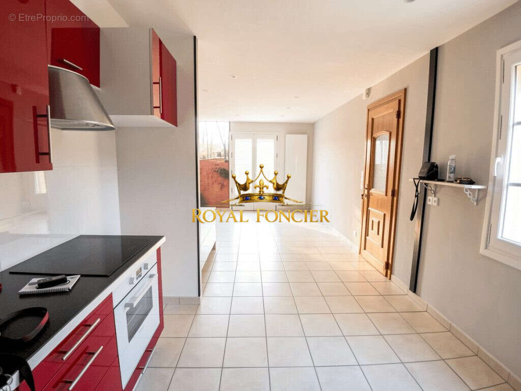 Maison 162 m² à Chatellerault  - photo 3