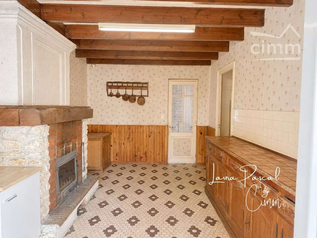 Maison familiale avec nombreuses dépendances – Générac (33920) - photo 21