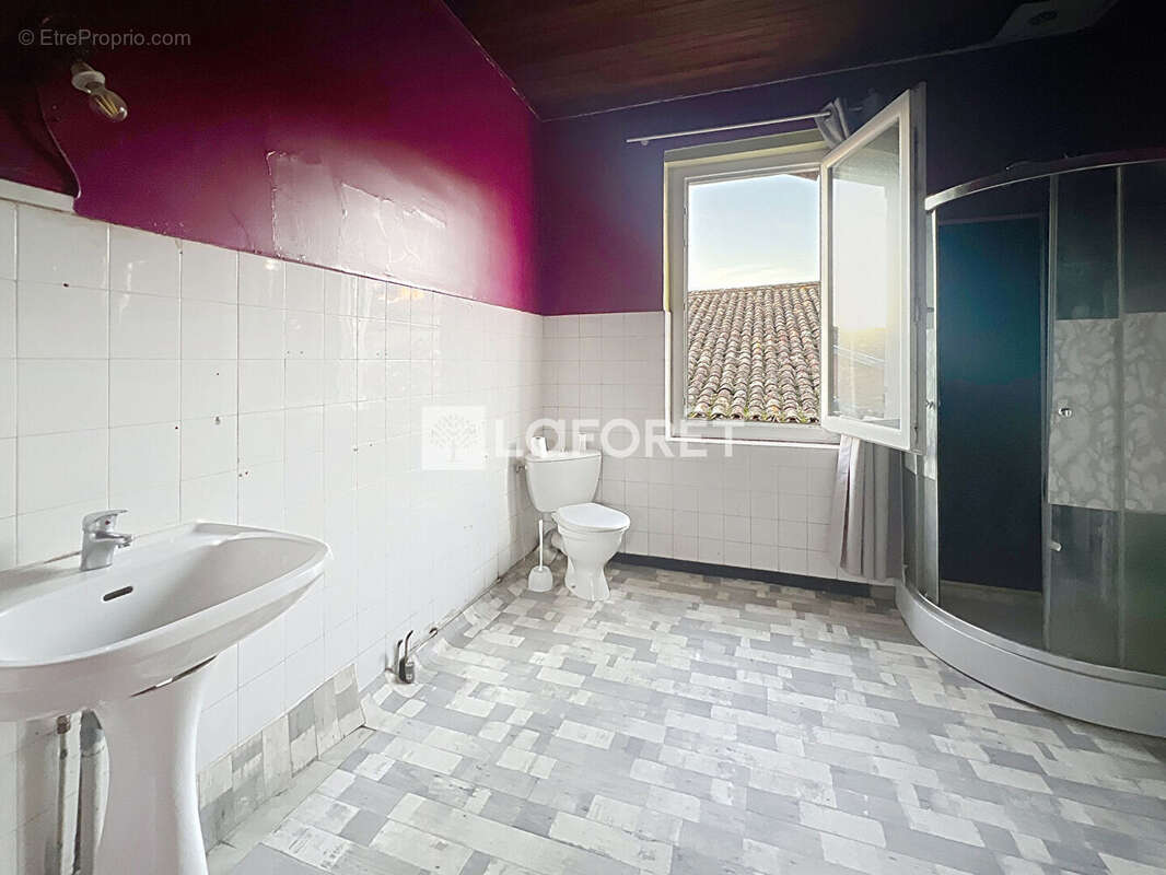 Appartement à CORBARIEU
